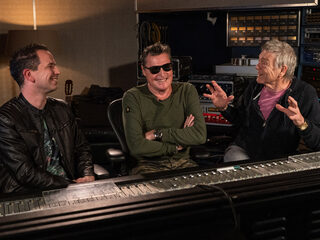 Bart in gesprek met Golden Earring over Radar Love