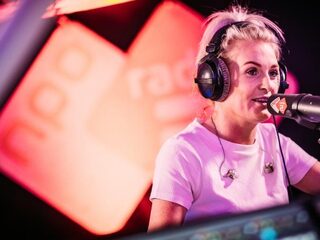 Luisteraar doet bizarre ontdekking in liedje Miss Montreal