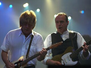 Terugblik: Status Quo speelt 'Whatever You Want' met orkest