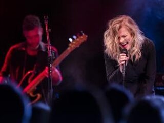 Exclusief concert van Ilse DeLange bij Muziekcafé