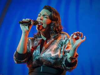 Nieuwe single Caro Emerald met zelfde gouden formule