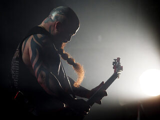 Slayer brengt zowel verdoemenis als tranen op Lowlands
