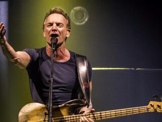 The Police neemt debuutalbum op in vervallen studio