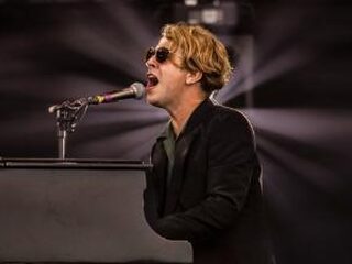 Tom Odell live in Jan-Willem Start Op