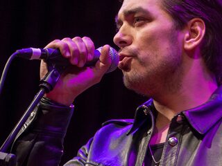 'Outlaw In 'Em' is TopSong!