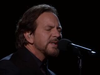 Eddie Vedder covert Tom Petty tijdens Oscars 2018