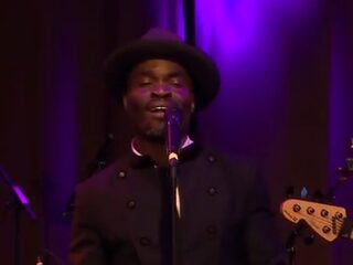 Steffen Morrison live bij Muziekcafé
