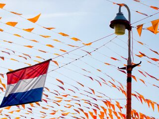 Oranjekoorts in Elburg