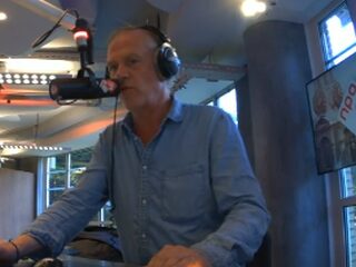 Stefan geeft spreekbeurt over monogamie