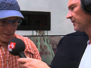 Maurice doet verzoek voor overleden broer en schoonzus