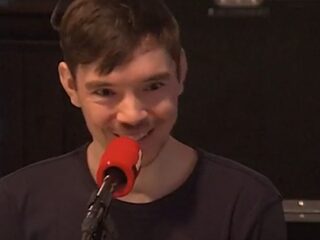 Cabaretier gebruikt autisme voor de lach