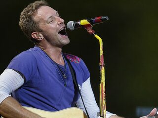 Coldplay onder pseudoniem met nieuwe single 'E-Lo'