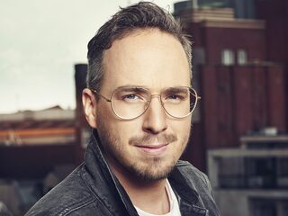 Frank van 't Hof stemt voor de Top 2000