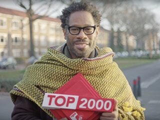 Welk nummer mag niet ontbreken in de Top 2000?