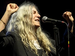 Hoe Patti Smith scoorde met afdanker Bruce Springsteen