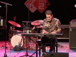 Douwe Bob met Morning Sunset live tijdens het Festival van het Gebroken Hart