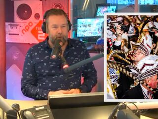 Lex Uiting helpt Jeroen van zijn carnavalspaniek af