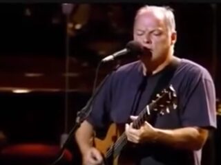 David Gilmour met een akoestische versie van 'Shine On You Crazy Diamond'