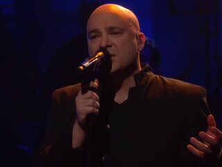 Hoe Disturbed de stilte een nieuw geluid gaf