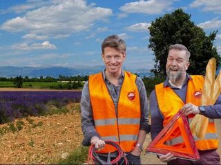 Download hier het Franse oranje hesjes spotje