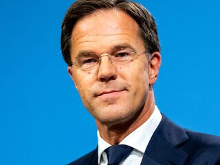 Wanneer had Mark Rutte voor het laatst de slappe lach?
