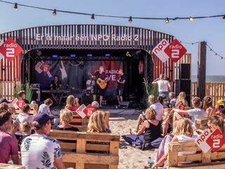 Livesessie vanaf Concert At SEA: BLØF