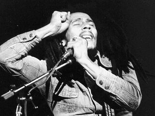 Hoe Ajax Bob Marley in de armen sloot