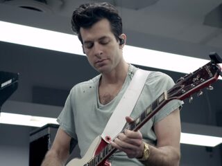 Een kijkje achter de schermen van Mark Ronson's Late Night Feelings