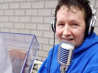 Rob Stenders houdt inzameling voor bestolen luisteraar