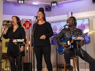 Black Pumas live in Jan-Willem Start Op!