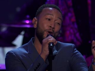 John Legend zingt 'Nothing Compares 2 U' van Prince