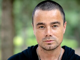 DINAND bekroont comeback met TopSong
