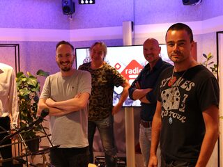 DINAND speelt in de vroege ochtend live in Jan-Willem Start Op!