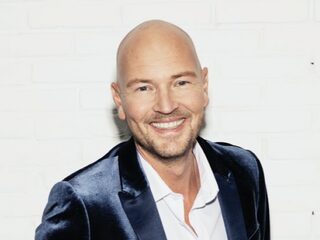 Luisteraar Anneke vertelt over haar liefdesverhaal uit 1999