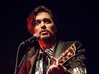 Waylon kondigt nieuwe concertreeks aan