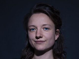 Lisa schreef boek over alle 2131 mensen die ze ooit heeft ontmoet