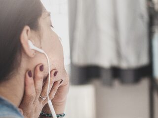 Wetenschapsjournalist Mark: 'We kunnen songteksten na dertig jaar nog onthouden'