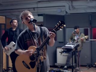 Nothing But Thieves scoort TopSong met orkestversie van 'Impossible'