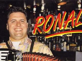 Ronald over het nummer 'Transseksueel': 'Het was een hele erge rel in die tijd'