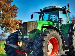 Luisteraar Olaf met groep boeren onderweg naar Den Haag