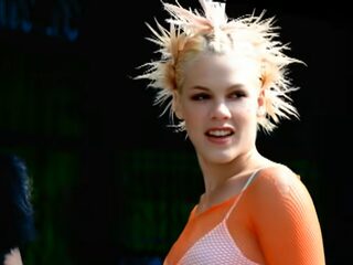 Hoe Pink haar tweede album schreef met 4 Non Blondes-zangeres Linda Perry