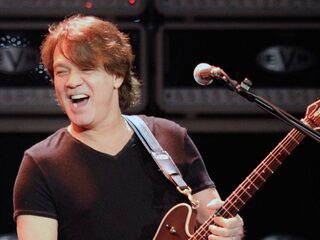 Leo Blokhuis staat stil bij de muziek van Van Halen