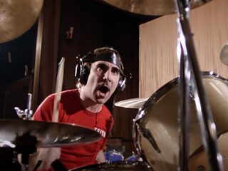 The Who-drummer Keith Moon geëerd in Het Gouden Trommelvlies