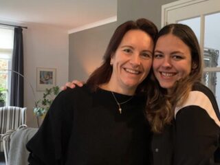 Een bijzonder cadeau voor pleegmoeder Liesbeth in Hofleverancier van de Liefde