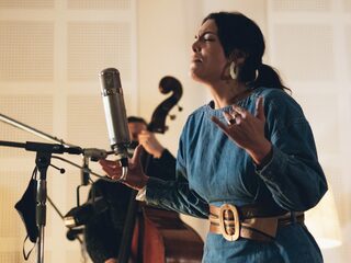 Caro Emerald geeft gratis livestreamconcert