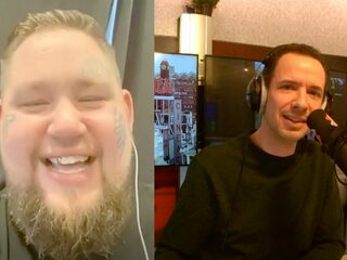 Bart verrast Rag'n'Bone Man live via videobellen met TopSong