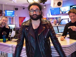 Blaudzun ontroert met vrolijke én verdrietige 'Real Hero'