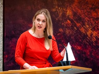 Femke Merel van Kooten: 'Notulen wijzen op maffia-praktijken kabinet'