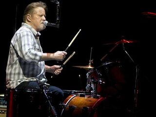 Eagles-drummer Don Henley drumt in dienst van zijn liedjes en niet in dienst van zichzelf