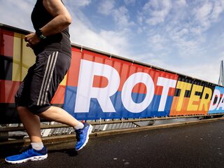 Hoe leeft het Songfestival onder de Rotterdammers?